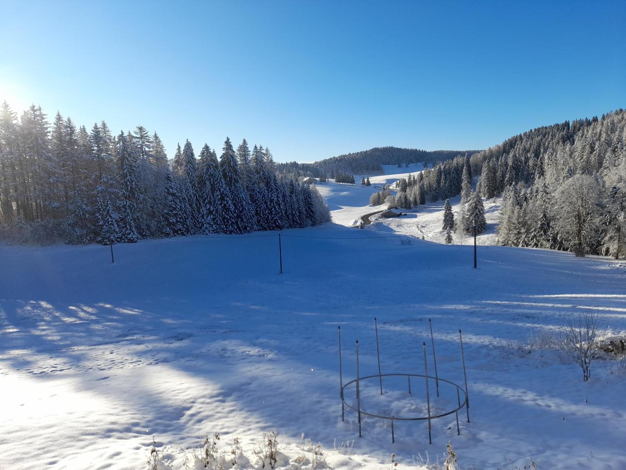 Bed and Breakfast Ch'Tit Jura Les Moussieres Екстер'єр фото